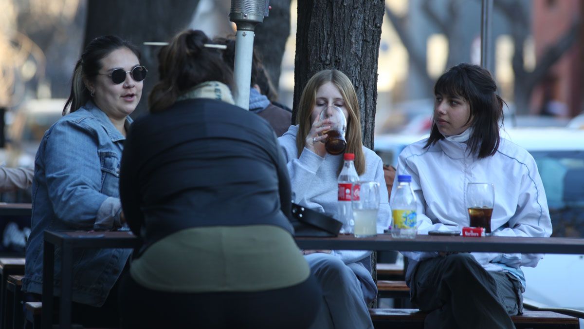 El decreto que afecta a bares, restaurantes y deportes amateur