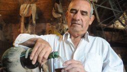 El vino casero es una tradición que sobrevive al tiempo y la tecnología