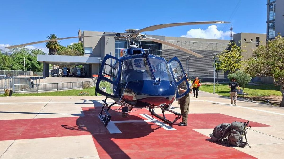 Helicóptero de emergencia. Helicóptero de emergencia.