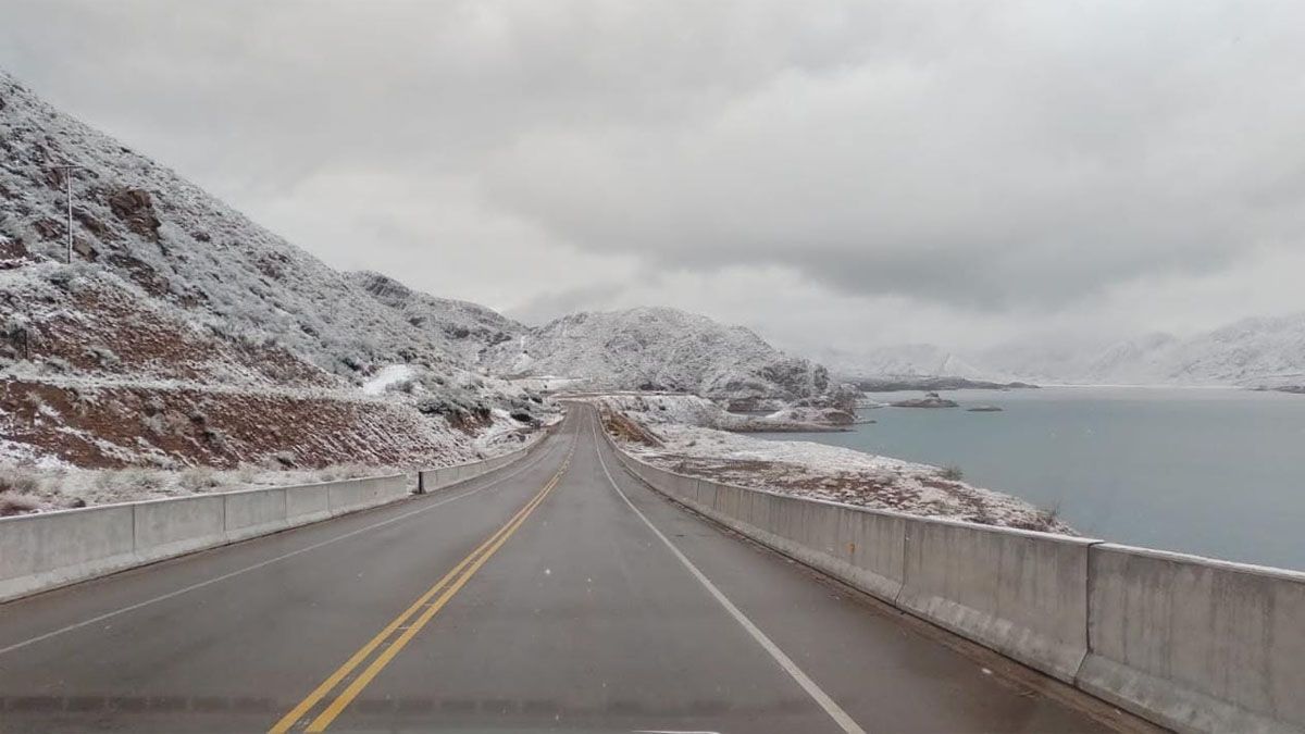 La idea de tener fines de semanas extra largos es para contribuir a impulsar el crecimiento de la actividad turística, indicó la comunicación oficial.