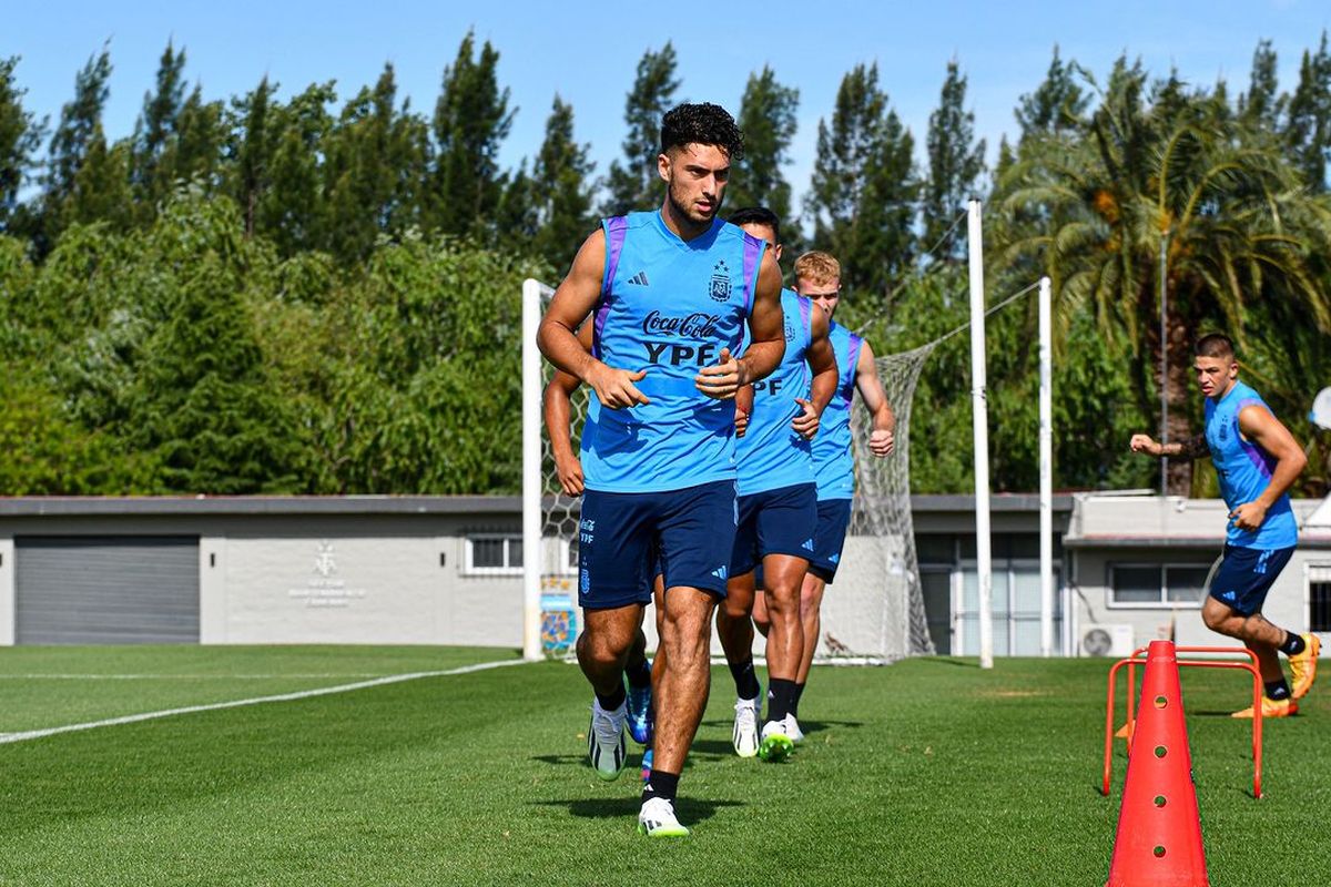 Marco Di Césare es uno de los 23 convocados por Javier Mascherano a la Selección argentina Sub 23 Marco Di Césare es uno de los 23 convocados por Javier Mascherano a la Selección argentina Sub 23