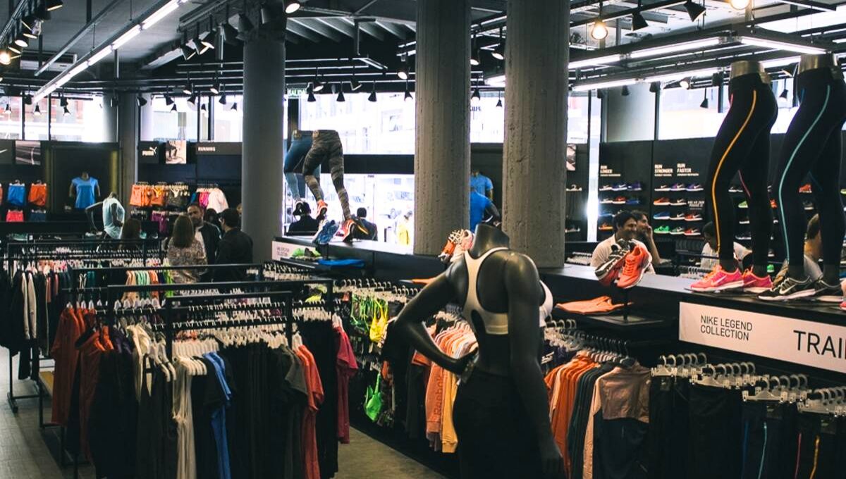 Una reconocida empresa de ropa deportiva es utilizada para cometer una estafa virtual