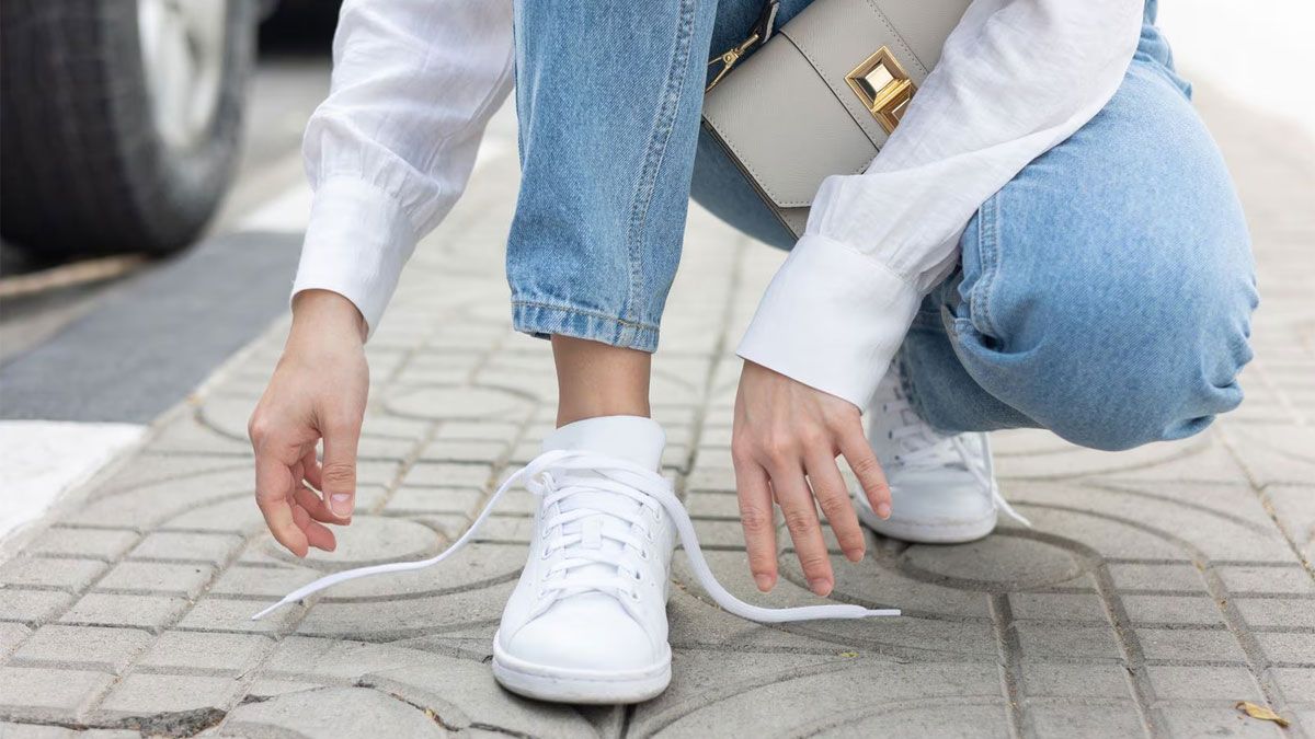 Cómo limpiar las zapatillas blancas: la mejor manera para que no se rompan y queden perfectas