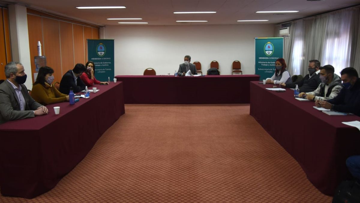 ATE y UPCN aceptaron este jueves la propuesta del Gobierno.
