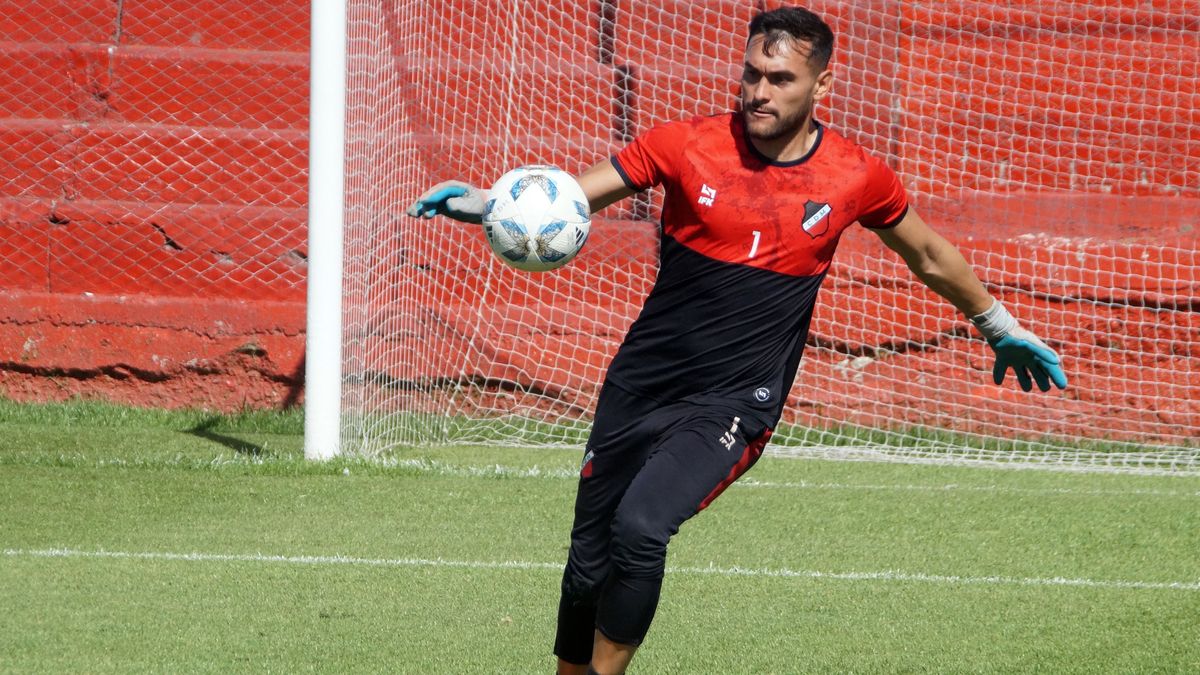 Juan Pablo Cozzani es uno de los referentes del Deportivo Maipú, que buscará ante Temperley&nbsp; llegar a las semiinales del Reducido.