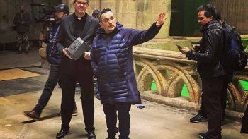 El director de Avengers juega al misterio con el martillo de Thor