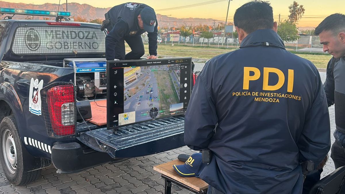 La Policía hizo 28 allanamientos para buscar a los integrantes de una banda que se hacen pasar por policías para cometer robos.&nbsp;