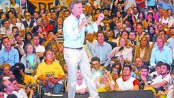 Mauricio Macri llegó a Mendoza con fondos para la industria del vino