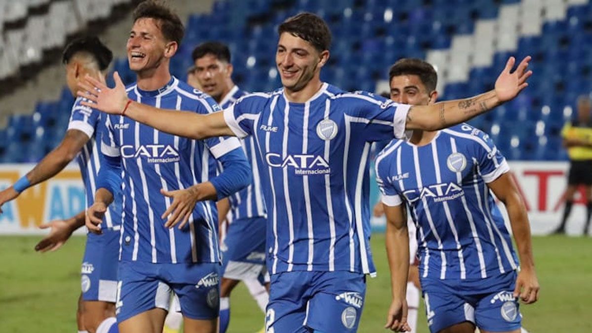 Godoy Cruz jugó el lunes por la noche en el Malvinas y lo volverá a hacer el próximo sábado, en Santiago del Estero, por Liga Profesional. Foto: Cristian Lozano.