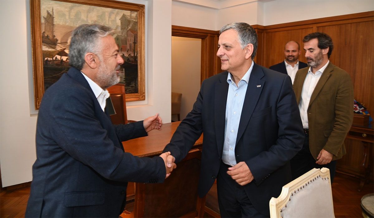 YPF se quedará en Mendoza con el 35% de la producción de petróleo. Busca ceder otro 28%. YPF se quedará en Mendoza con el 35% de la producción de petróleo. Busca ceder otro 28%.