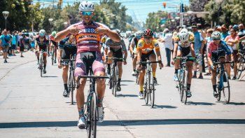 Mauricio Páez conquistó Junín con un magistral sprint