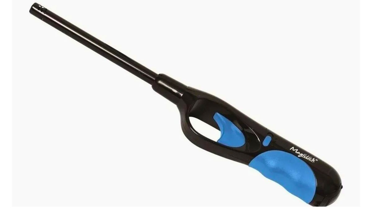 El mgiclick nació gracias a la experimentación piezoeléctrica, la cual era sumamente novedosa para la época. Cuando la empresa decidió lanzar el producto, proyectó vender 5.000 unidades por mes, pero terminaron haciéndose pedidos por 80.000 unidades mensuales El mgiclick nació gracias a la experimentación piezoeléctrica, la cual era sumamente novedosa para la época. Cuando la empresa decidió lanzar el producto, proyectó vender 5.000 unidades por mes, pero terminaron haciéndose pedidos por 80.000 unidades mensuales