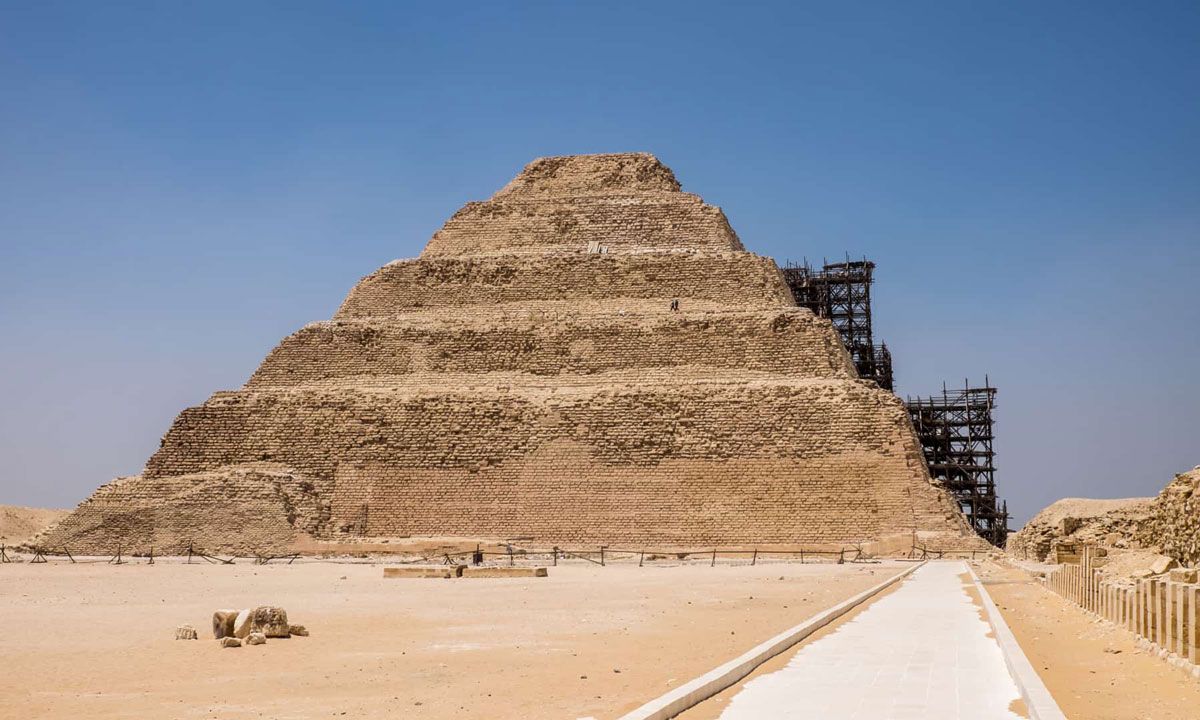 Una de las pirámides más antiguas fue la clave para llegar al nuevo descubrimiento,