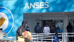 ANSES confirmó una mala noticia que afecta a AUH, AUE y algunos pensionados