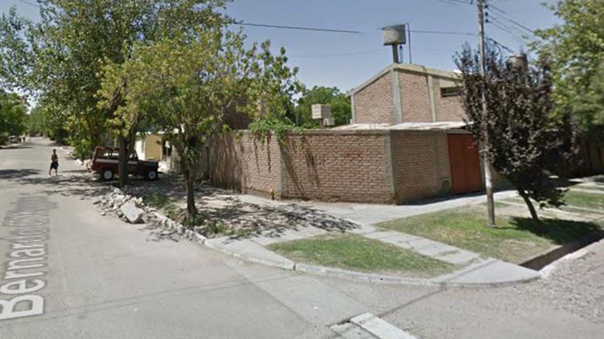 Robos en Mendoza: la esquina donde le sustrajeron la moto a un hombre de 29 años.