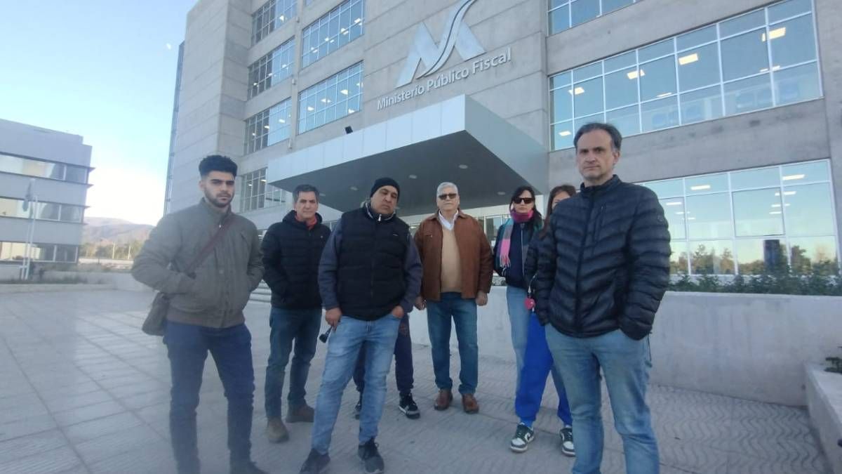 Damnificados de Florentino Paco en el Polo Judicial. Damnificados de Florentino Paco en el Polo Judicial.