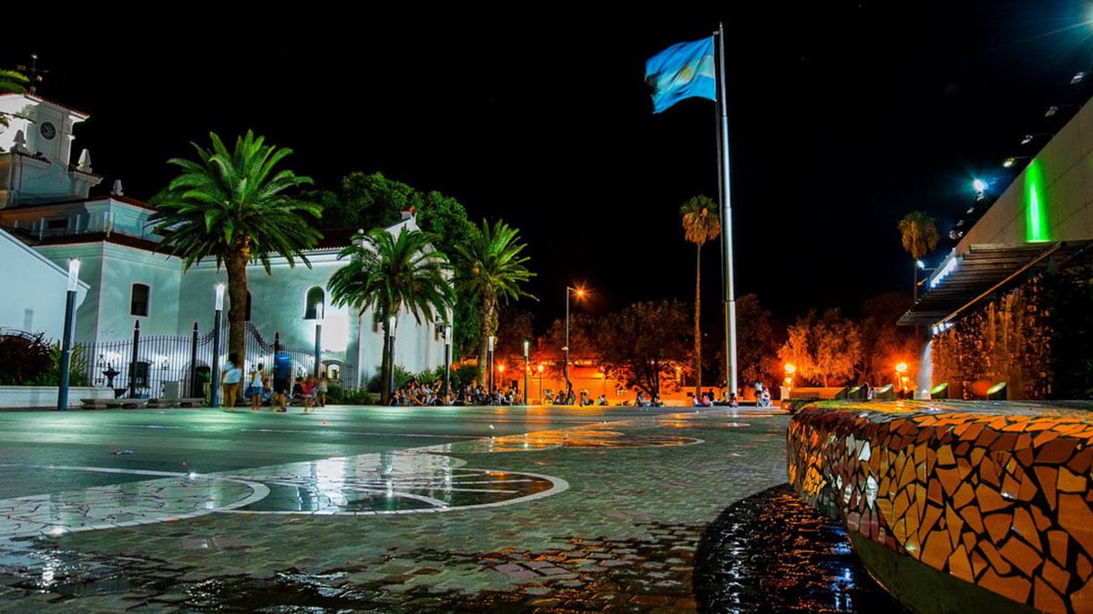 Segunda ola: San Martín y Rivadavia prohíben circular entre la 1 y las 6