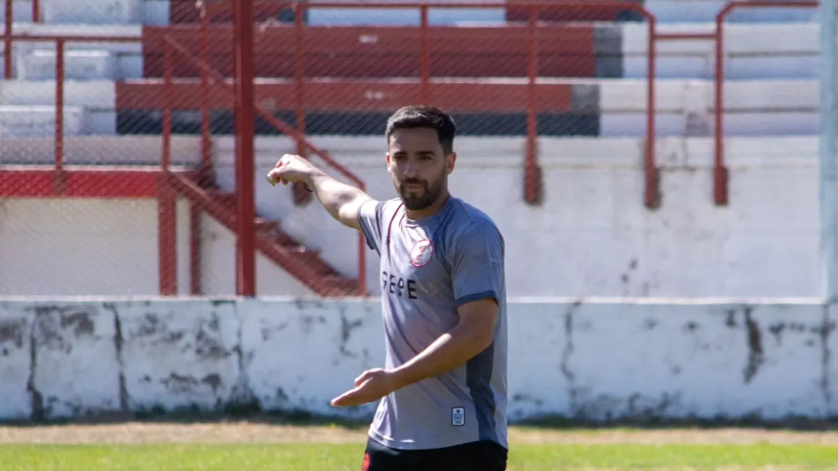 Gabriel Vallés habló sobre su etapa como entrendor de Huracán Las Heras.