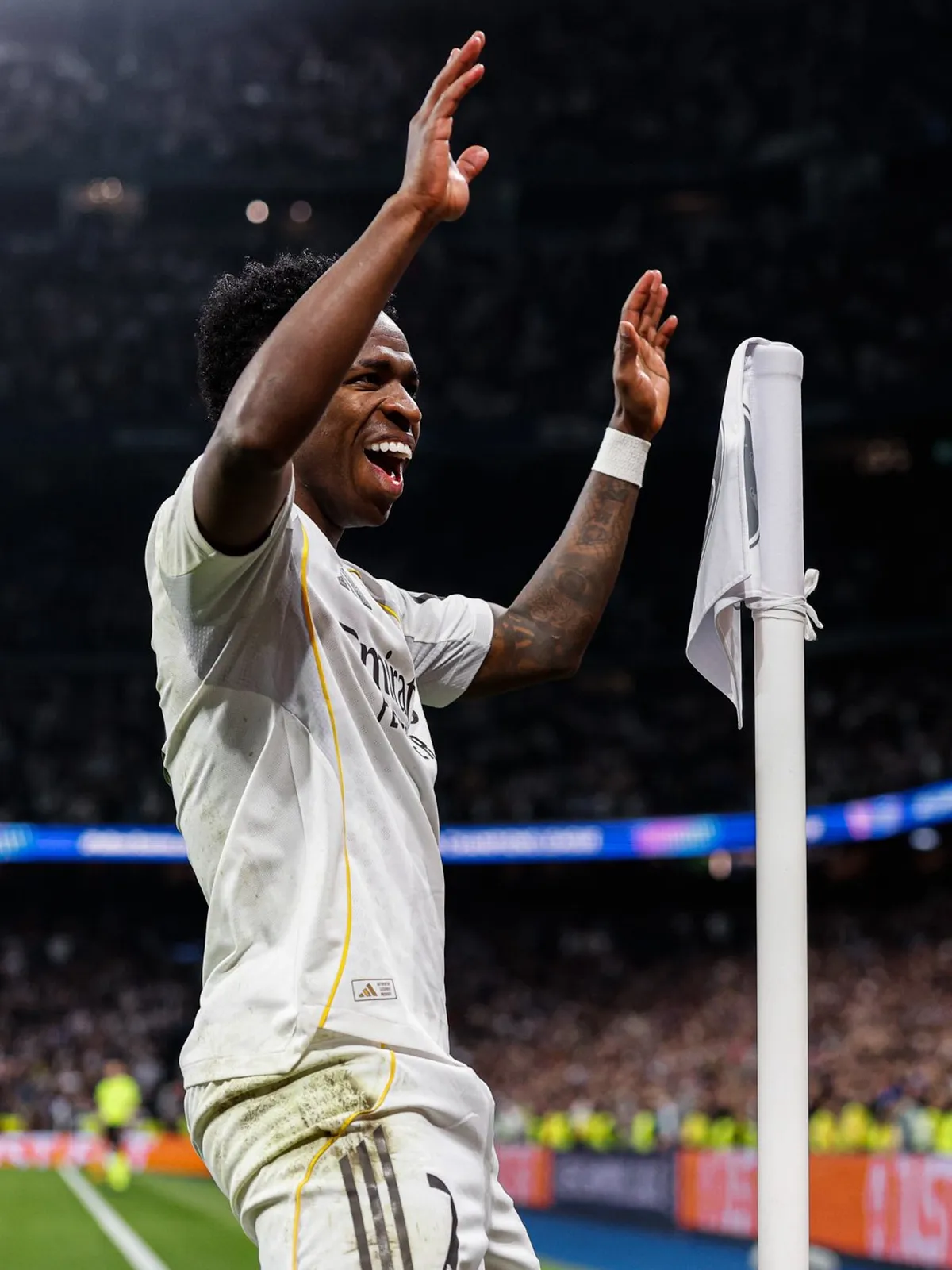 Vinicius le dio la clasificación al Real Madrid en la Champions League.