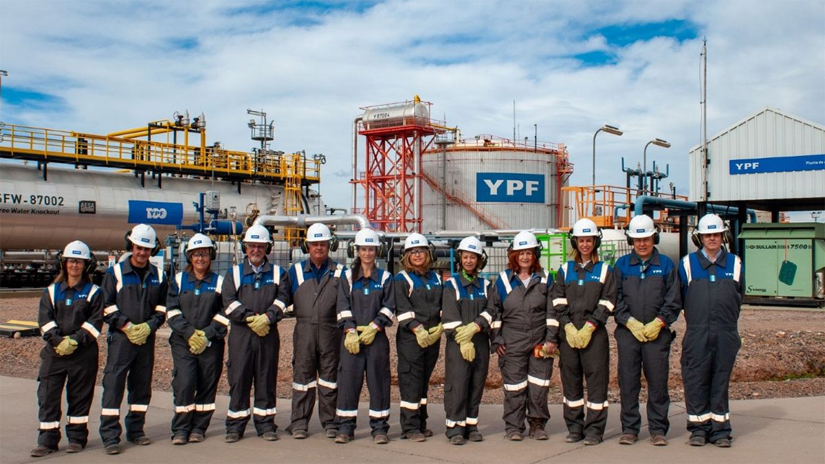 Diputados en Vaca Muerta.