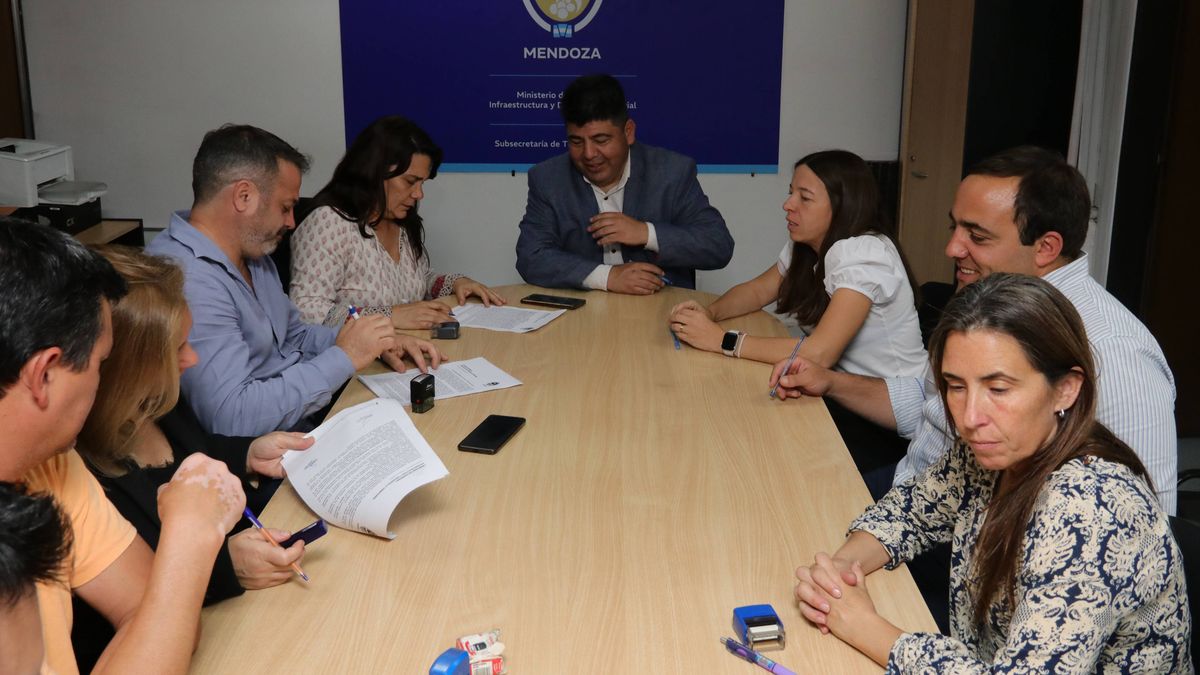 El acuerdo salarial entre el SUTE y el Gobierno. El acuerdo salarial entre el SUTE y el Gobierno.