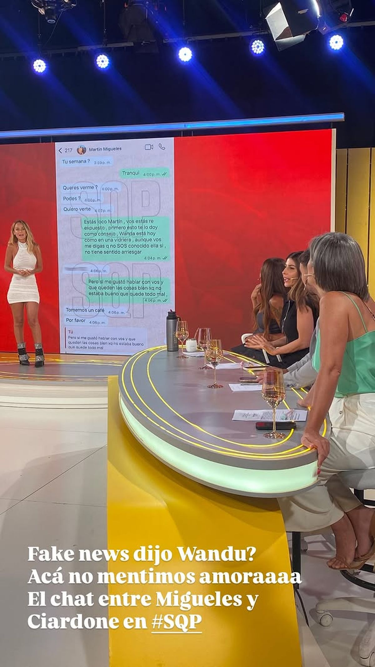 Los mensajes del novio de Wanda Nara a Claudia Ciardone.