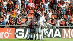 Colón buscará cerrar un gran 2017 con una victoria ante Talleres Colón buscará cerrar un gran 2017 con una victoria ante Talleres