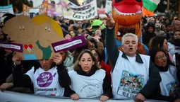 El Gobierno vetó las leyes de Emergencia Pediátrica y Financiamiento Universitario. 