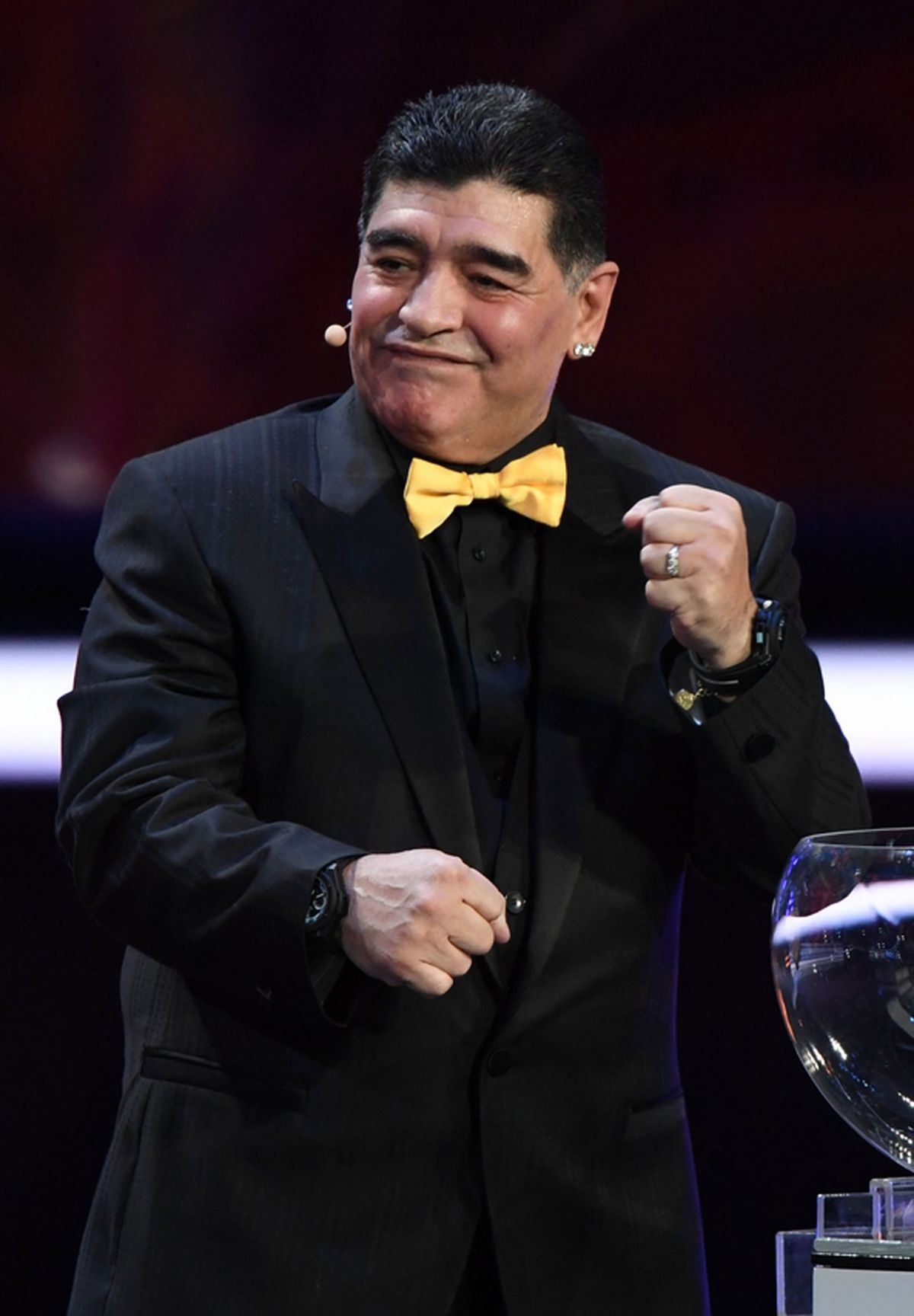 Diego Maradona en el sorteo del Mundial de Rusia 2018.