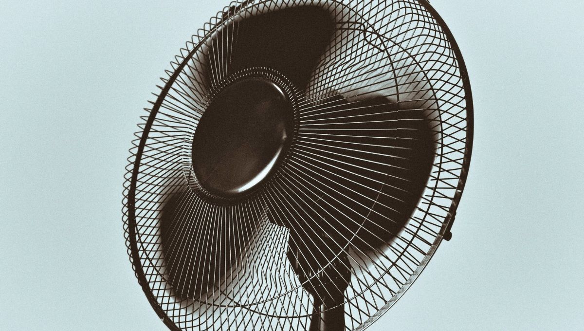 No tires ese viejo ventilador, mejor recíclalo. No tires ese viejo ventilador, mejor recíclalo.