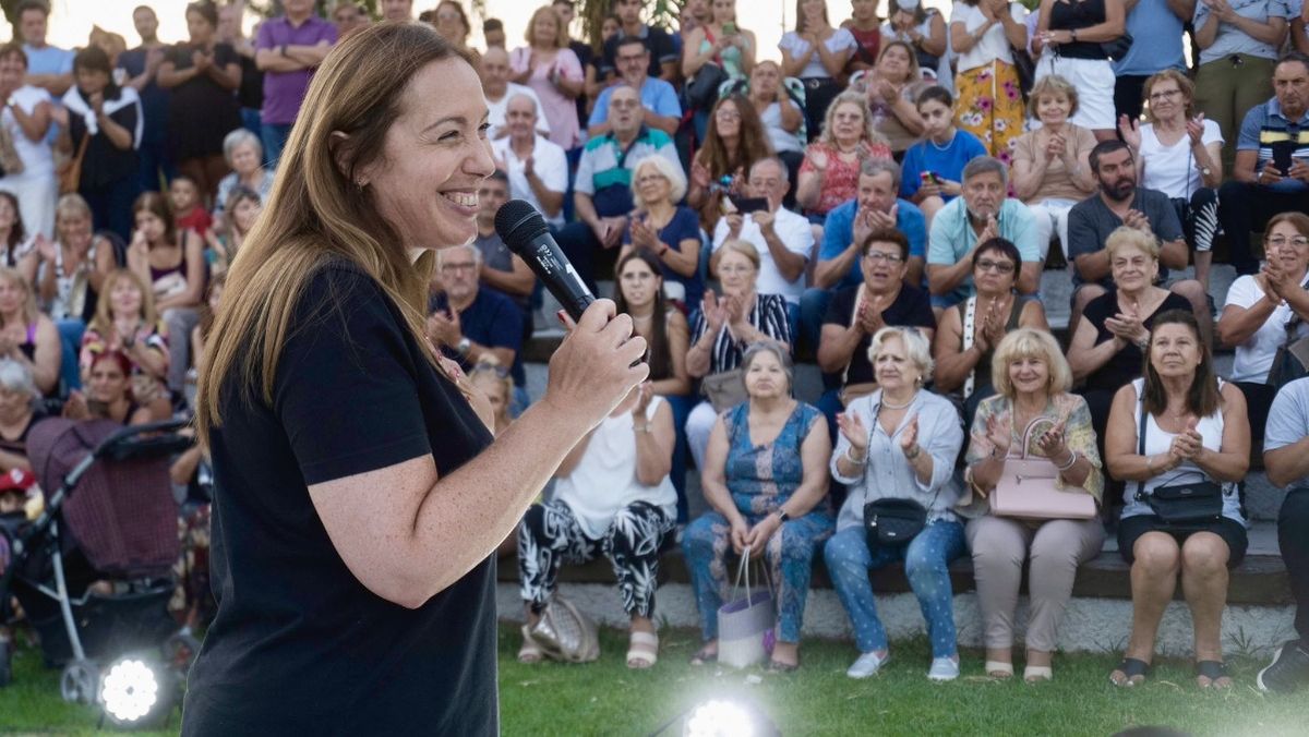 Vidal se muestra en campaña, pero aún no definió si será candidata.