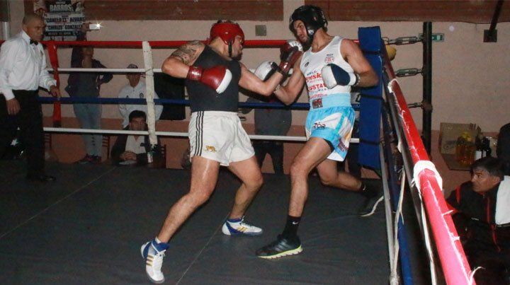 Intensa velada boxística en el gimnasio de Pablo Chacón lasherino