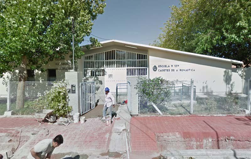 Denunciaron a una profesora por decirles mugrientos, olorosos y sucios a sus alumnos