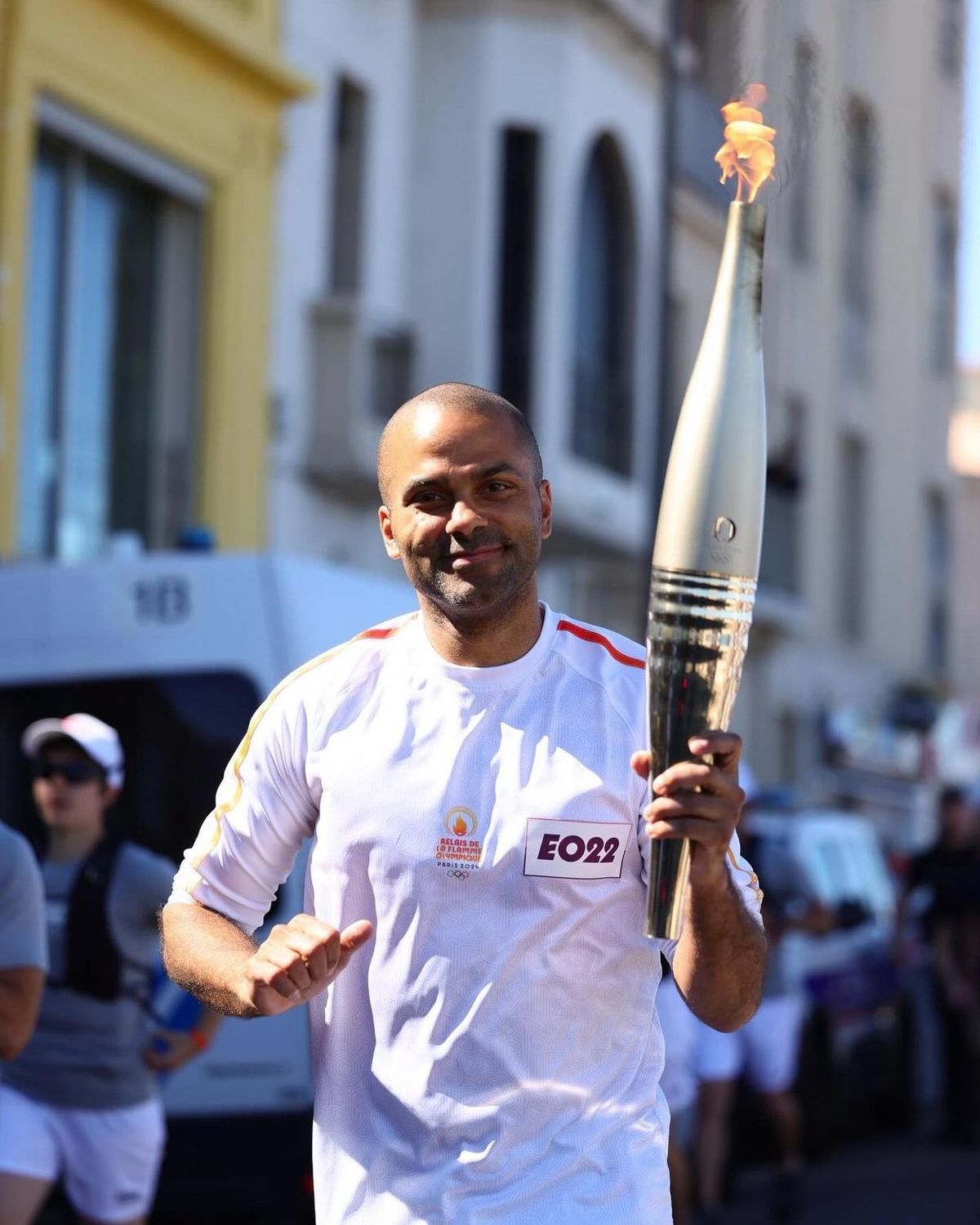 Tony Parker fue de los primeros en llevar la antorcha.
