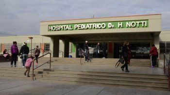 Una beba está grave tras ser atropellada por el padre en San Carlos