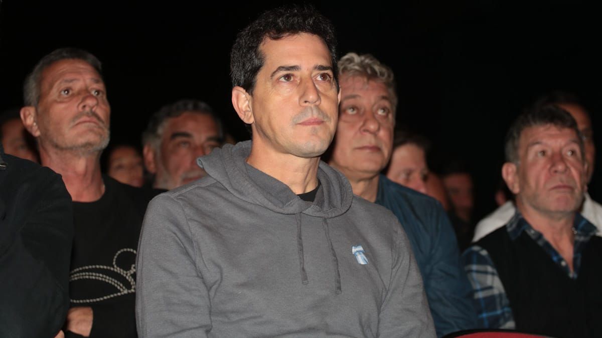 Eduardo de Pedro en la primera fila del encuentro Peronismo Futuro.