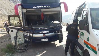 Un muerto en la ruta 7 tras un choque frontal entre un auto y un micro