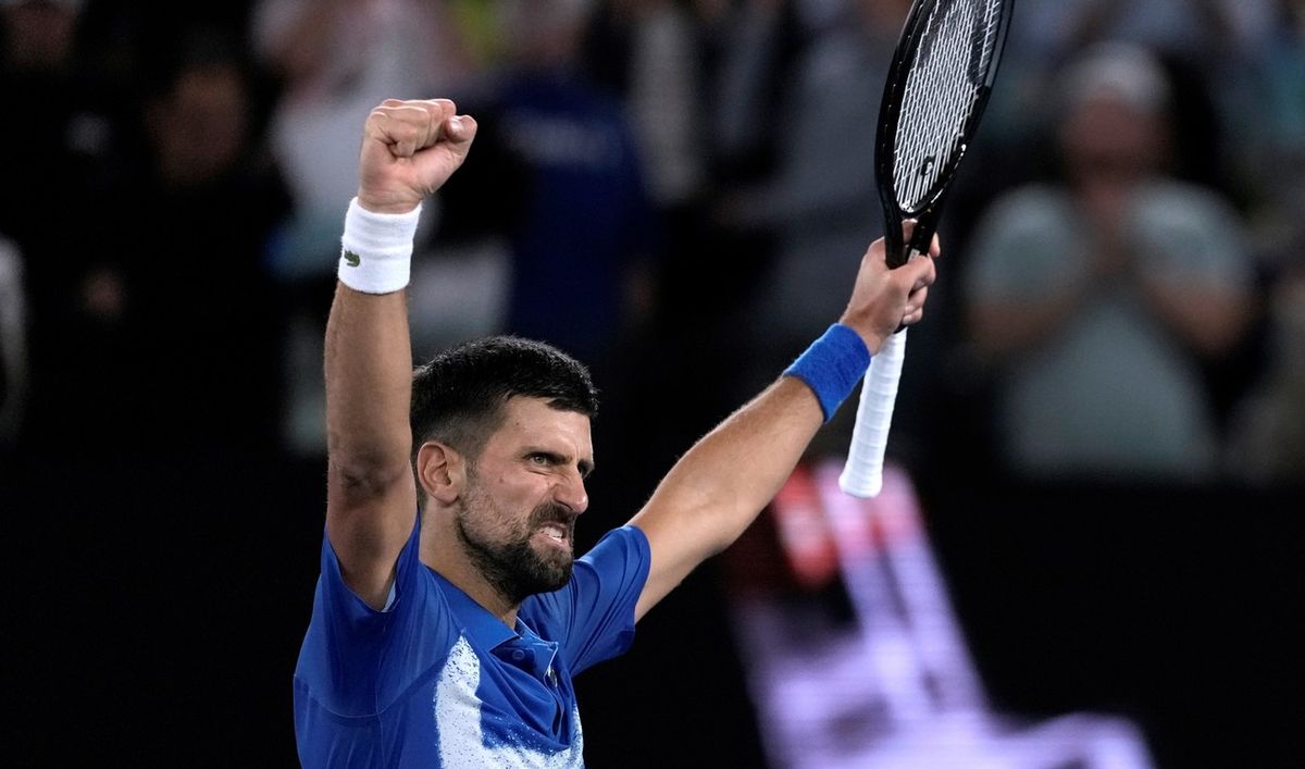 Novak Djokovic se metió en las semifinales del Abierto de Australia. Novak Djokovic se metió en las semifinales del Abierto de Australia.