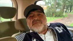 Maradona saludó a Evo Morales: tenemos el poder del amor y del cariño a la gente