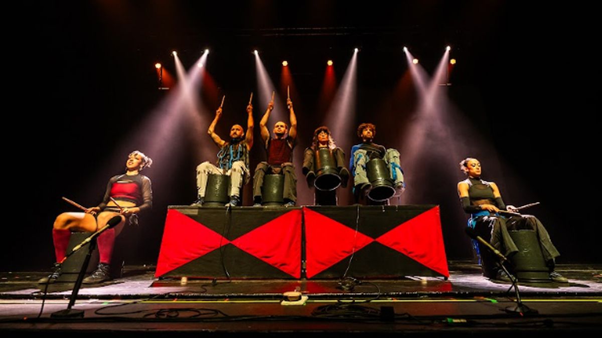Mayumana: un show para "ver la m&uacute;sica y escuchar el movimiento".