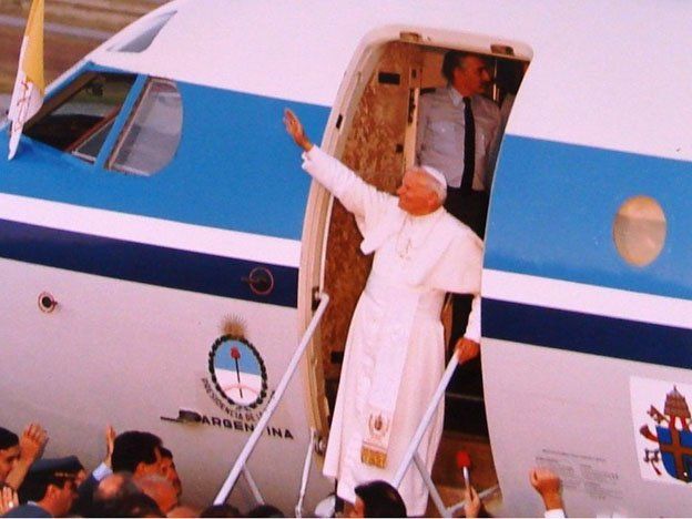 Las agencias de viajes de Mendoza no logran vender los paquetes para ir a ver la canonización de Juan Pablo II