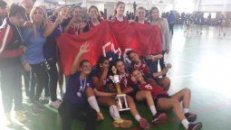 Las menores de Regatas ascendieron al Nacional A de handball
