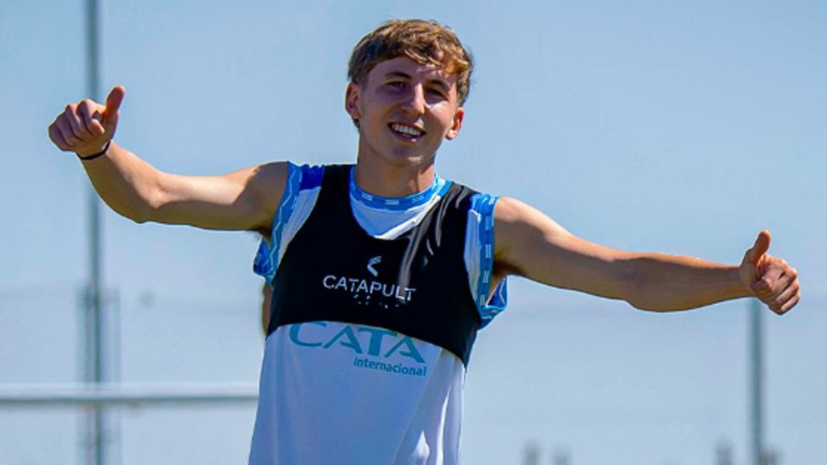 Santino Andino se est&aacute; entrenando aparte mientras espera que Godoy Cruz acepte la oferta de Europa.