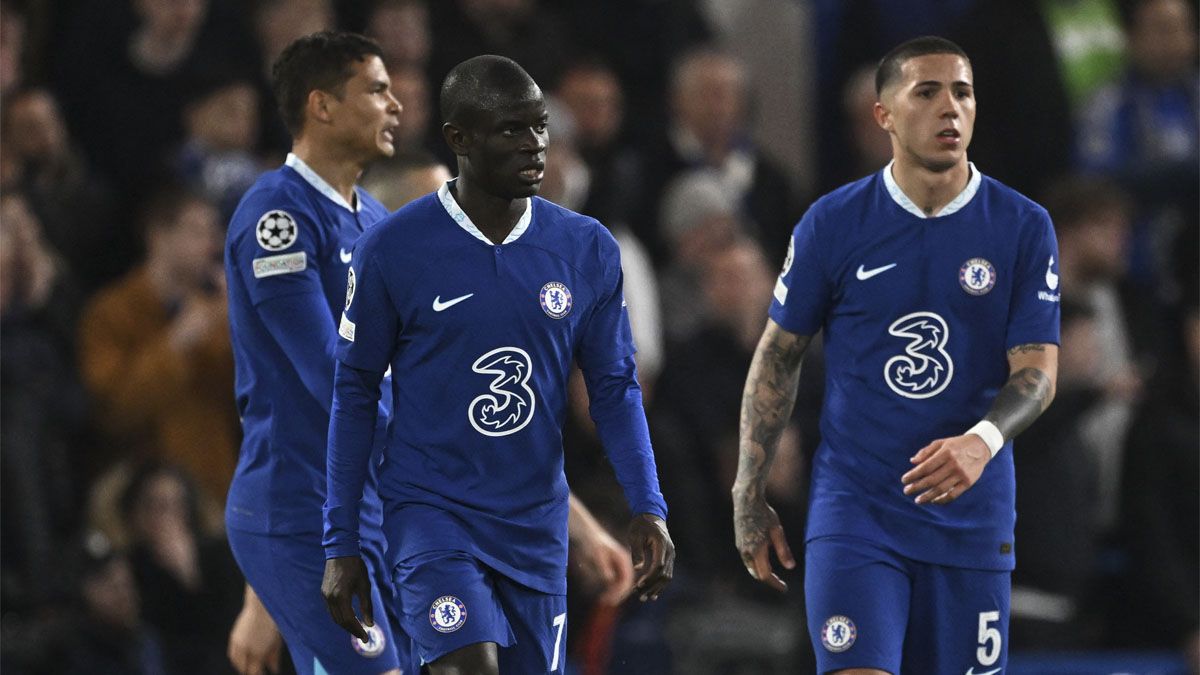 NGolo Kanté&nbsp; y Enzo Fernández, del Chelsea, son pura desazón tras el gol de Rodrygo, de Real Madrid.