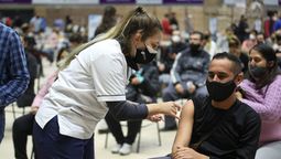 Vacunación en Mendoza contra el Covid: es el turno de los mayores de 45 años