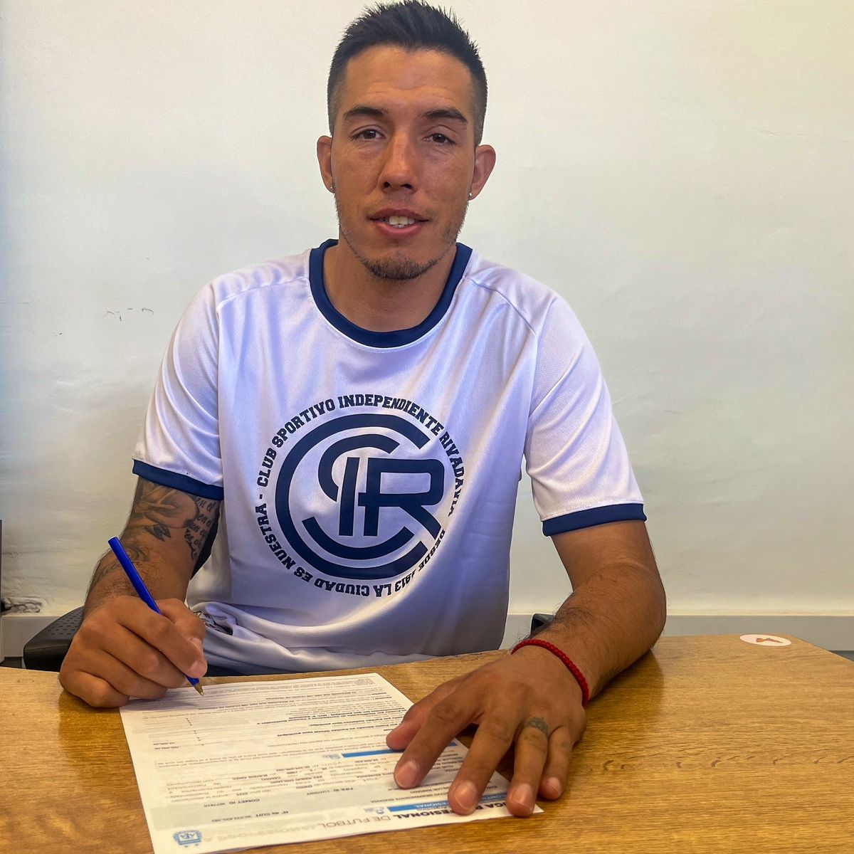 Monllor tuvo una buena actuación ante Vélez. Monllor tuvo una buena actuación ante Vélez.