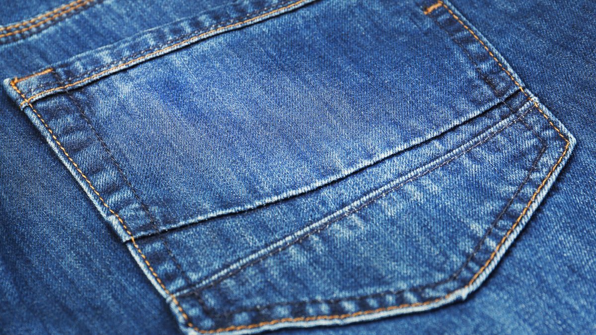 Recicla los bolsillos de los pantalones que no usas más con esta original idea