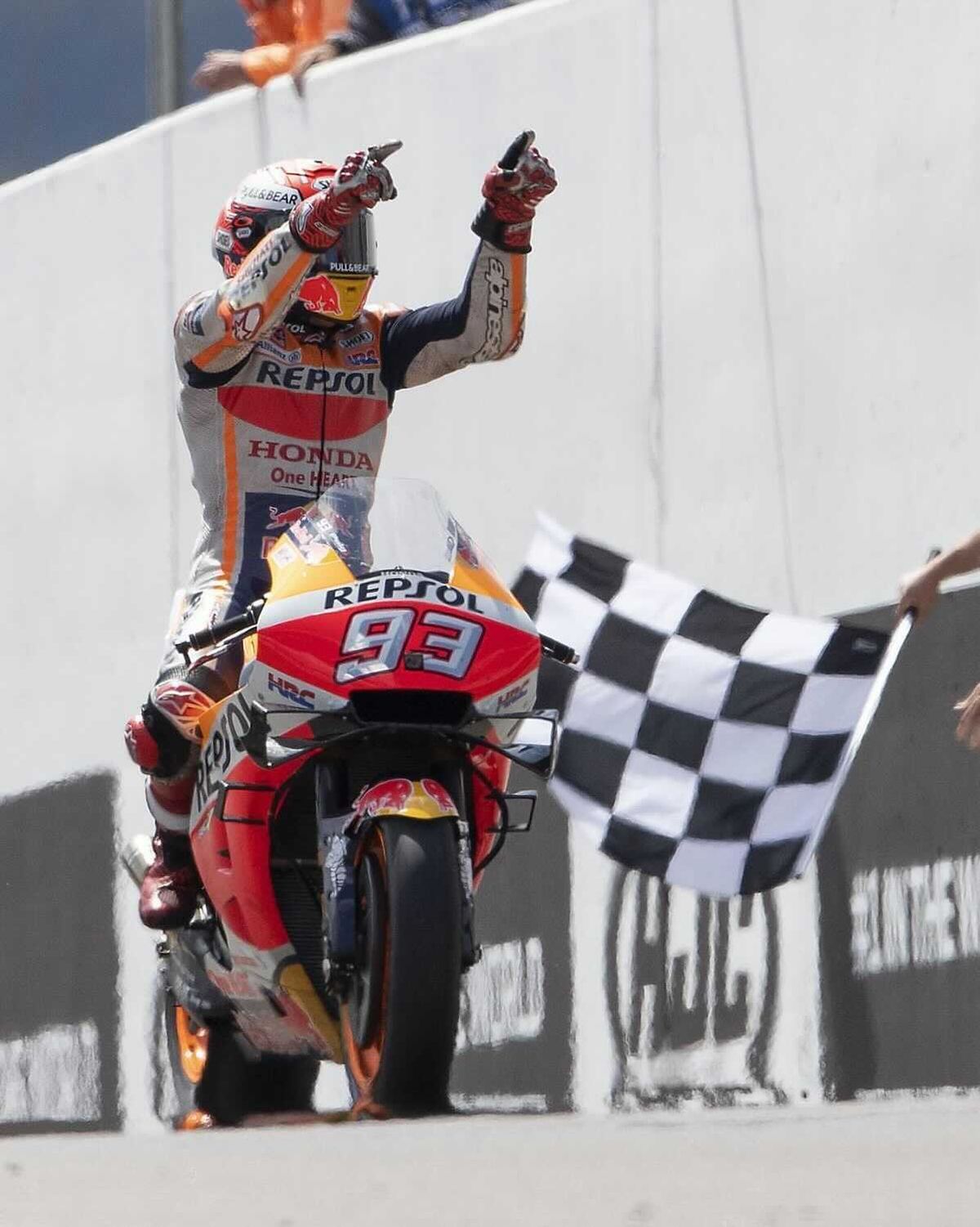 Marc M&aacute;rquez condujo a la Honda a la victoria tras 581 d&iacute;as.