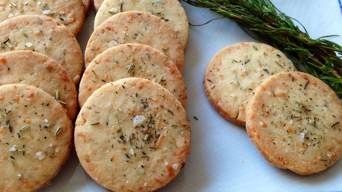 Cómo preparar Galletas de orégano y queso: la receta fácil y rica con 4 ingredientes y en 12 minutos