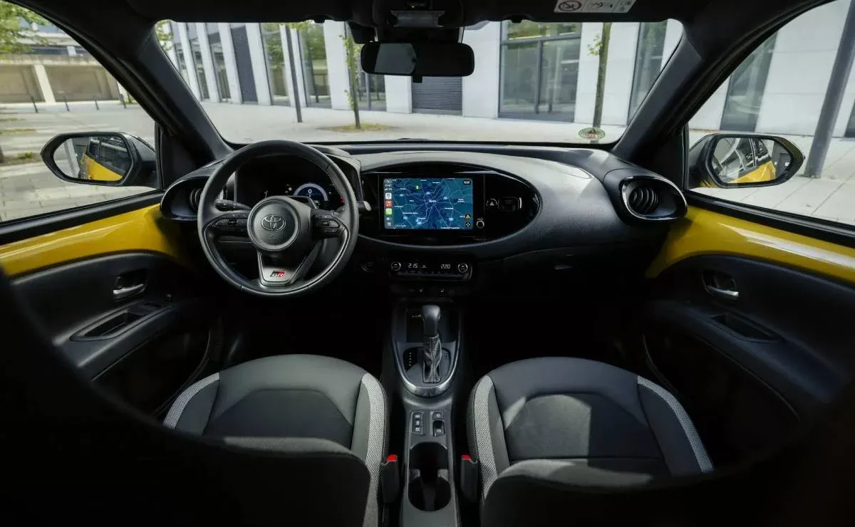 Toyota no se guarda nada de tecnolog&iacute;a para sus modelos entrada de gama.
